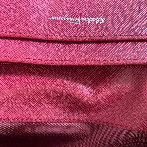 Salvatore Ferragamo Red Black Long Gancini Wallet - Picture 8 of 9